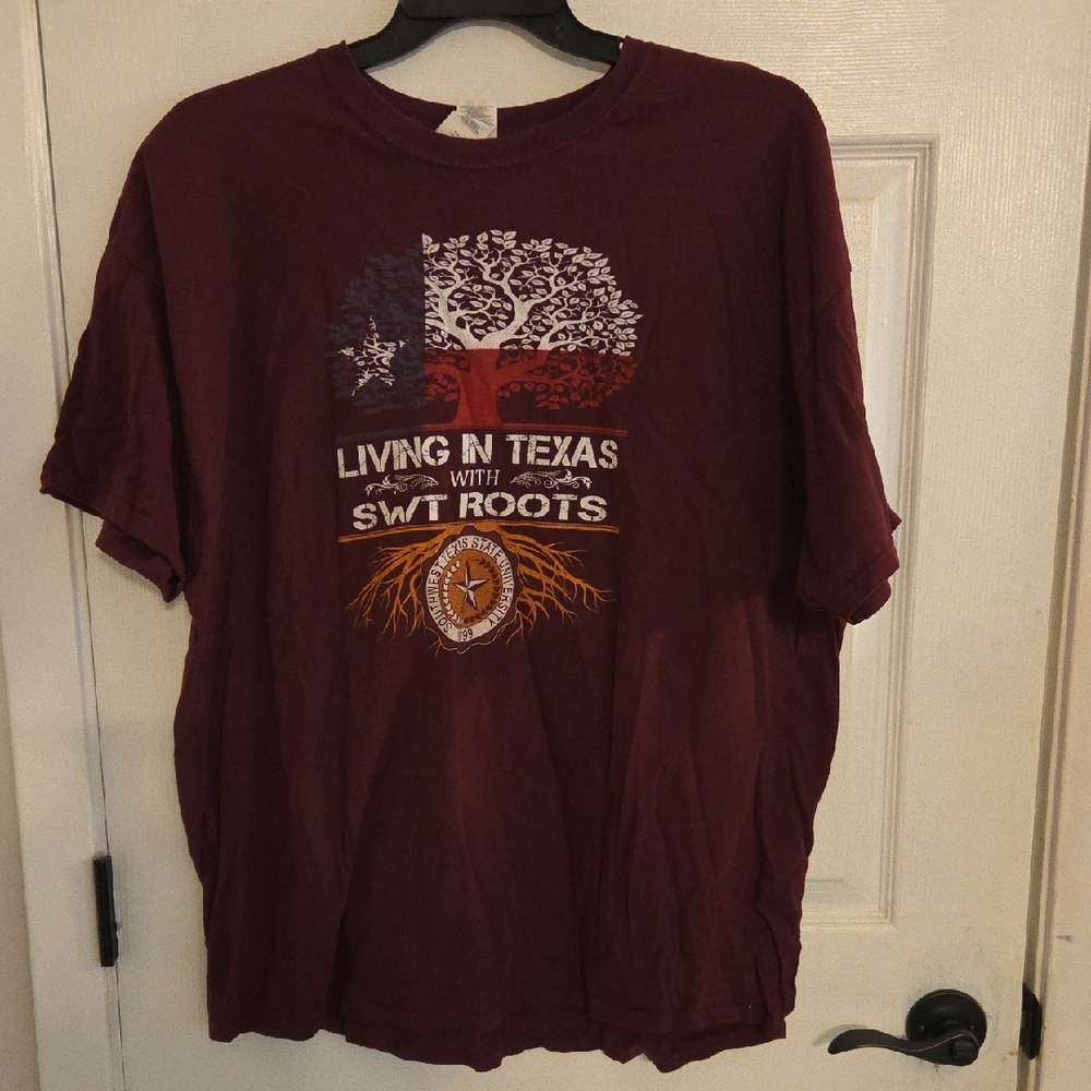 SWT Gildan Heavy Cotton Burgundy Tee